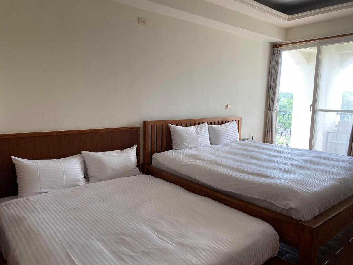 Mamalulu Hostel Кендин Екстериор снимка