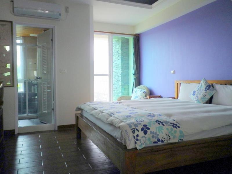Mamalulu Hostel Кендин Екстериор снимка